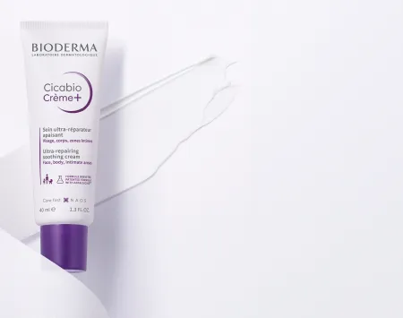 Bioderma naujovė: Cicabio Crème+ – intensyvaus poveikio atkuriantis raminamasis kremas, skirtas susilpnėjusiai ir pažeistai odai gydyti